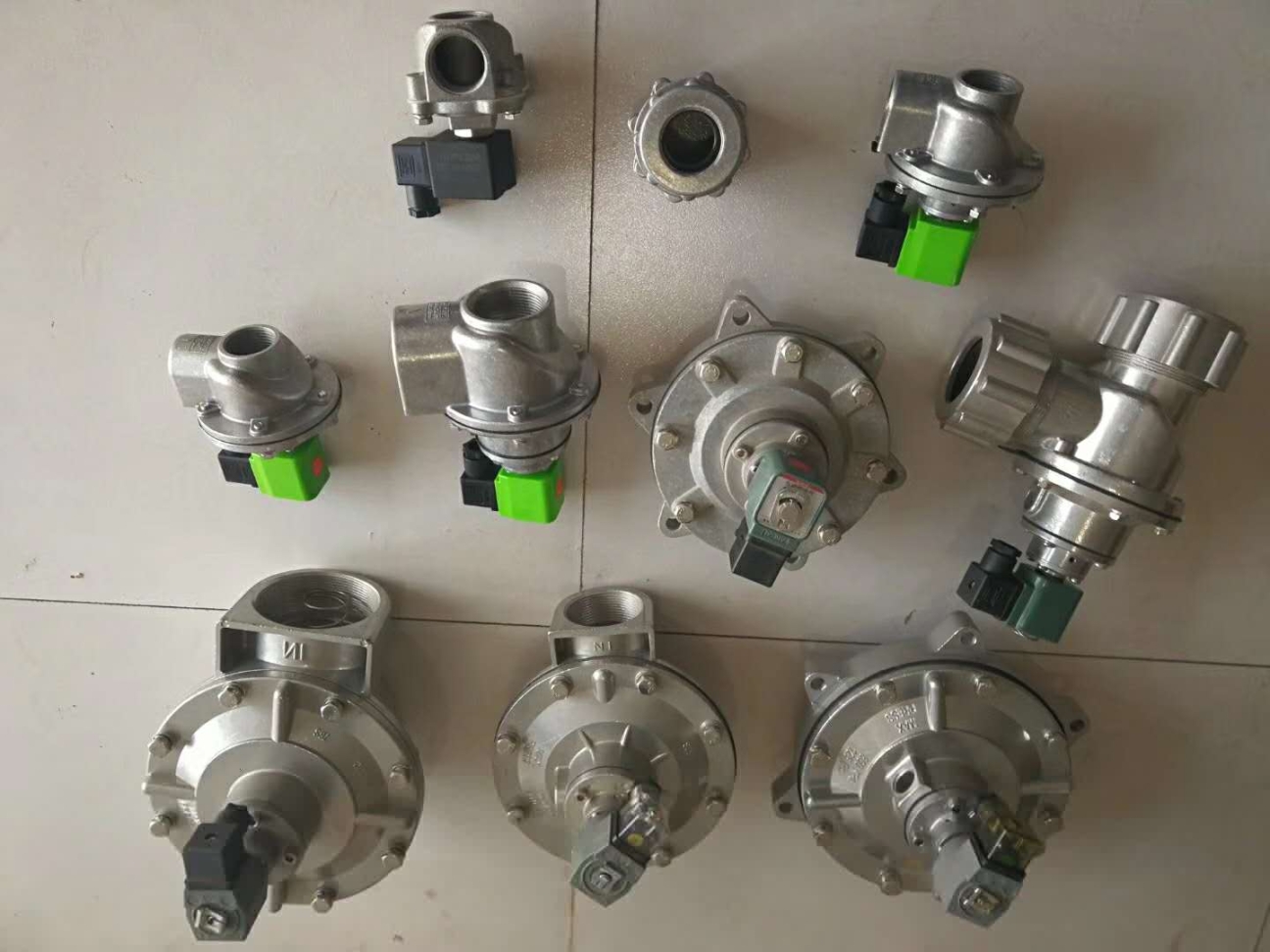 打磨车间除尘器厂家价格A廊坊打磨车间除尘器厂家价格A打磨车间除尘器多少钱