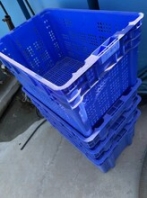 大庆回收二手塑料箱电话,回收物流箱带盖塑料箱