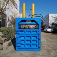 淄博废纸液压打包机立式液压打包机长期供应