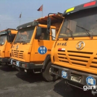煤矿停工急售二手后八轮工程自卸车