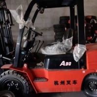 天津河东区上门回收叉车，燃油电动叉车回收，精品叉车回收